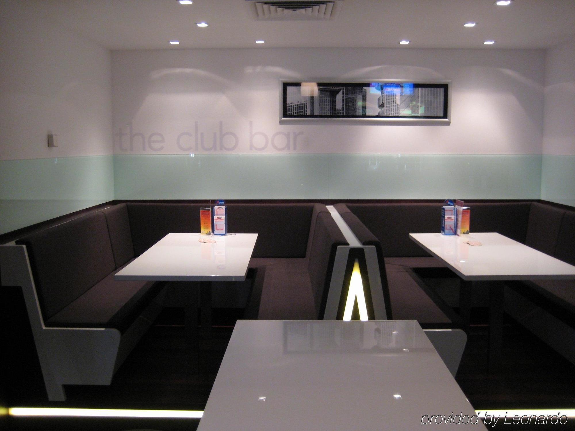 Mawson Lakes Hotel Adelaide Restaurant photo